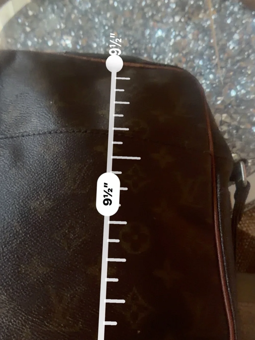 💯Authentic Louis  Vuitton Monogram Marceau PM Messenger Bag in Brown